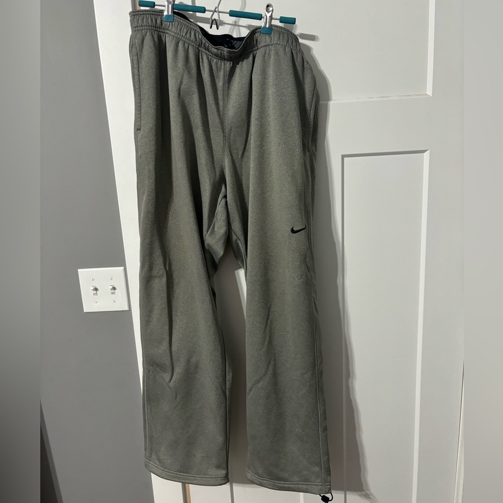 Nike Therma Fit sweatpants